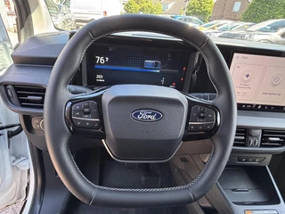 Ford E-Transit Courier