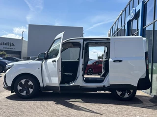 Ford E-Transit Courier