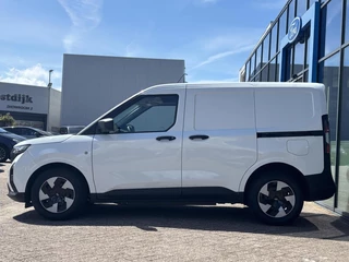 Ford E-Transit Courier